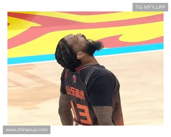 山东外援隐患凸显克里斯鲍威尔