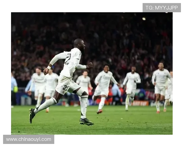 皇马本赛季打入18粒进球,17球发生于下半场 皇马本赛季打入18粒进球,17球发生于下半场